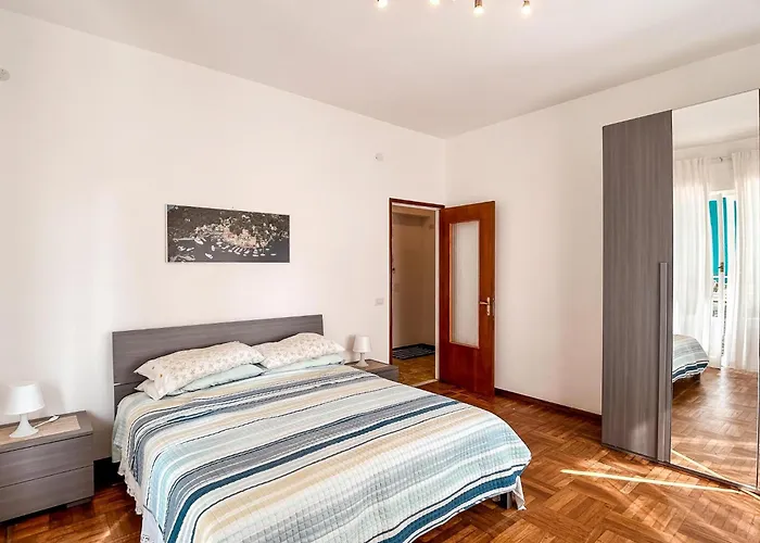 Arbocco' Gb Apartamento Rapallo